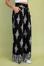 Load image into Gallery viewer, Amara | Black Flowy Printed Pant