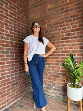 Load image into Gallery viewer, Ivory | Oversized crew neck sweater vest