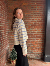 Load image into Gallery viewer, Chunky Blue Striped Cardigan