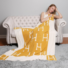 Load image into Gallery viewer, H Print | ComfyLuxe Blanket