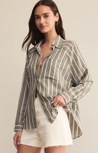 Load image into Gallery viewer, The Perfect Line Top | Fern