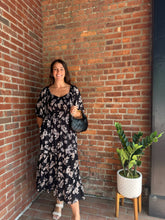 Load image into Gallery viewer, Dresses Maya | Black Floral smocked Dress