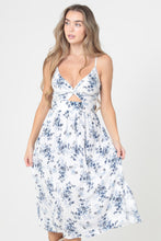 Load image into Gallery viewer, Tops Molly | Twist Front Cut-out Midi Dress