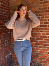 Load image into Gallery viewer, Sweater Willa | Light Taupe Ribbed Rolled Mock Neck Cropped Knit Sweater