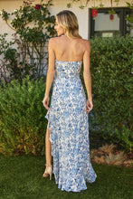 Load image into Gallery viewer, Dresses Isabella | Parisian Blue Floral Sweetheart