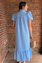 Load image into Gallery viewer, Dresses Alma | Blue Eyelet Midi Dress