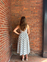 Load image into Gallery viewer, Dresses Greta | Thistle Print Denim Midi Dress
