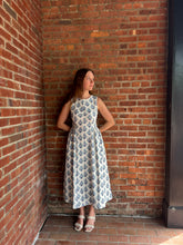 Load image into Gallery viewer, Dresses Greta | Thistle Print Denim Midi Dress