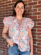 Load image into Gallery viewer, Tops S Claudia | Floral Tie Front Top | Large