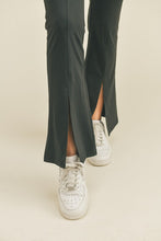 Load image into Gallery viewer, Bottoms Small Everyday Flare Split Leggings | Black