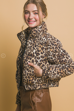 Load image into Gallery viewer, Coats & Jackets Kami | Cheetah Cropped Puffer Jacket