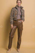 Load image into Gallery viewer, Coats & Jackets Kami | Cheetah Cropped Puffer Jacket