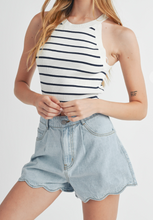 Load image into Gallery viewer, Bottoms Lillian | Scallop Denim Shorts