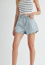 Load image into Gallery viewer, Bottoms Lillian | Scallop Denim Shorts