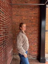 Load image into Gallery viewer, Sweater Caroline | Quilted Snap Pullover