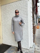 Load image into Gallery viewer, Dresses Misty | Grey Turtle neck Sweater Dress