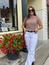 Load image into Gallery viewer, Sweater Bobbie | Camel Sweater Vest