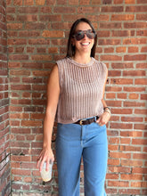 Load image into Gallery viewer, Sweater Bobbie | Camel Sweater Vest