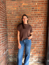 Load image into Gallery viewer, Sweater Finley Brown | Mock Neck Short Sleeve Sweater