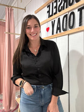 Load image into Gallery viewer, Tops Monica | Black Satin Button Up