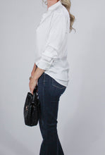 Load image into Gallery viewer, Tops Monica | Ivory Satin Button Up