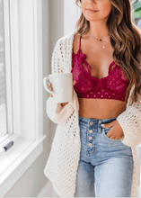 Load image into Gallery viewer, Bralette Pamela | Lace Cami Bralette
