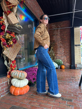 Load image into Gallery viewer, Meghan Wide Leg Dark Wash
