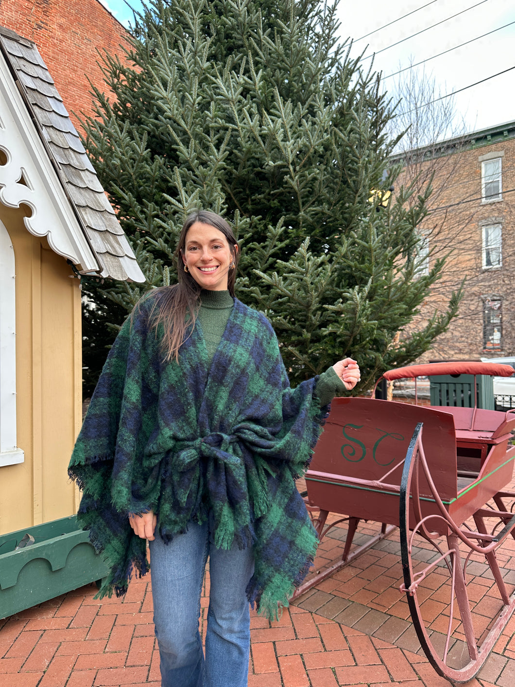 Sadie Plaid Poncho Vest | Green