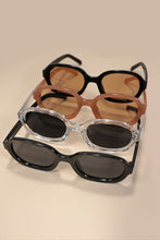 Load image into Gallery viewer, Sunnies | Retro Sunnies
