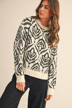 Load image into Gallery viewer, Olive Floral Pattern Knit Sweater
