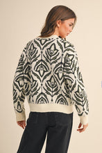 Load image into Gallery viewer, Olive Floral Pattern Knit Sweater
