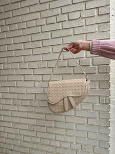 Scout Woven Saddle Crossbody: Oatmilk