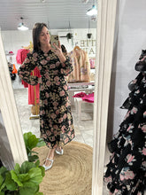 Load image into Gallery viewer, Aylani | Floral Long Sleeve Maxi Dress
