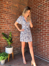 Load image into Gallery viewer, Twist front Flutter Sleeve Midi Dress Blue and White
