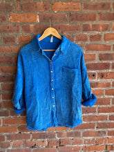 Load image into Gallery viewer, Royal Blue | Washed Gauze Button Up Top
