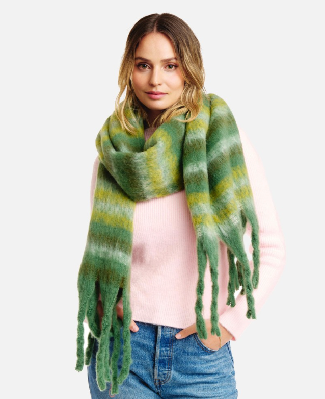 Fuzzy Checkered Scarf With Tassels | Green