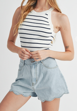 Load image into Gallery viewer, Lillian | Scallop Denim Shorts
