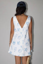Load image into Gallery viewer, Sea Shell Print Shift Dress: Off White / S
