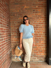 Load image into Gallery viewer, Bottoms Patricia | Floral Pattern Jeans

