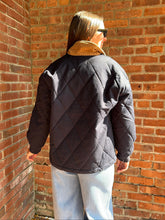 Load image into Gallery viewer, Coats &amp; Jackets Savannah | Navy Quilted Barn Jacket
