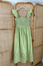 Load image into Gallery viewer, Dresses Becky | Kiwi Eyelet dress
