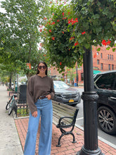 Load image into Gallery viewer, Sweater Espresso Martini | Cardigan
