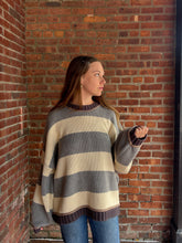 Load image into Gallery viewer, Sweater Makayla | Oversized Stripe Crewneck Long Sleeve Sweater in Grey
