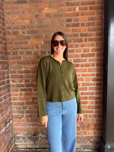 Load image into Gallery viewer, Sweater Olive Martini | Cardigan
