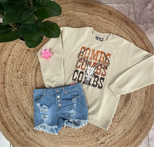 Load image into Gallery viewer, Graphic Music LC Scull | Beige Graphic Sweatshirt
