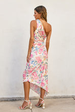 Load image into Gallery viewer, Dresses Lyla | Asymmetrical Pleated Maxi in Dreamy Bloom
