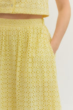 Load image into Gallery viewer, Bottoms Everly | Eyelet Midi Skirt in Lemon
