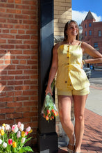 Load image into Gallery viewer, Bottoms Vera | Yellow High Waist Shorts
