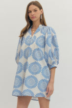 Load image into Gallery viewer, Dresses Evelyn | Blue Print Puff Sleeve Dress
