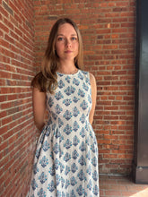 Load image into Gallery viewer, Dresses Greta | Thistle Print Denim Midi Dress
